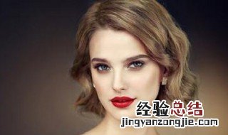 正方形脸型适合什么发型女 圆形脸的女生适合什么发型