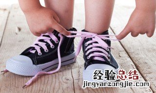 系鞋带方法简单又好看 系鞋带方法