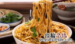饭店炒方便面的做法窍门 深夜食堂炒方便面的做法