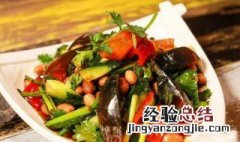 皮蛋芦笋盖香脆面 皮蛋芦笋的做法大全
