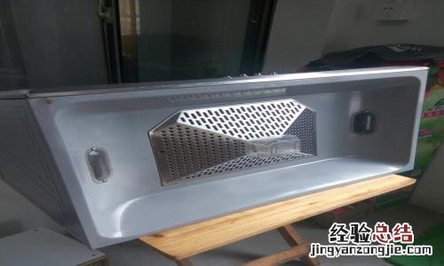 如何拆开油烟机出风口