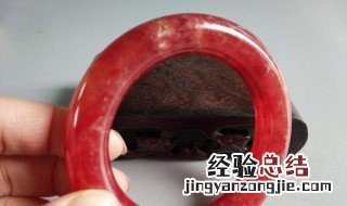 红色翡翠手镯价格 红色翡翠手镯