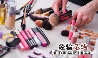 化妆的拼音 化妆意思介绍