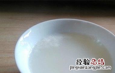 大米汤的功效与作用 大米汤的功效与作用禁忌