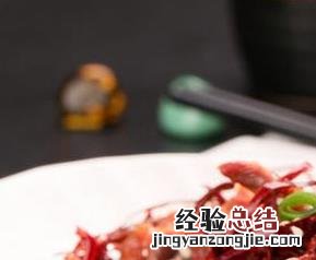 芹菜炒鸡胗的材料和做法步骤教程 芹菜炒鸡胗的家常做法窍门