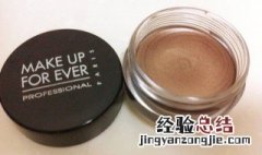 眼影膏对眼睛有什么危害 眼影膏的作用
