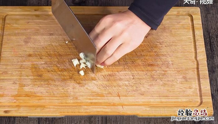 蟹黄蛋炒饭的做法 蟹黄蛋炒饭怎么做