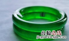 绿色的翡翠叫什么名字 有哪些正绿色的翡翠