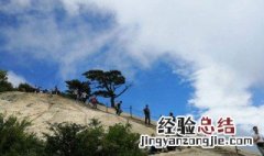 梦见上山 梦见上山拜庙什么意思