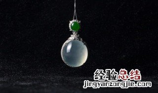 白底青翡翠是什么种 白底青翡翠怎么鉴别