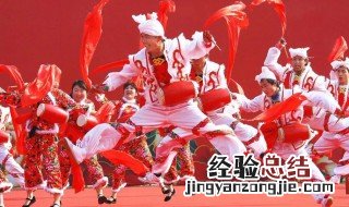 安塞腰鼓中耳畔是一声渺远的鸡啼是什么意思 安塞腰鼓简介