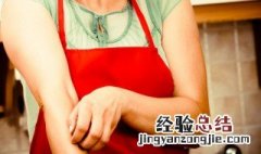 每次洗澡后皮肤特别痒是怎么回事 身上痒越挠越痒还起了好多疙瘩