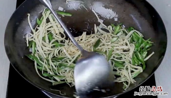尖椒炒豆皮怎么做最好吃 尖椒炒豆皮怎么做
