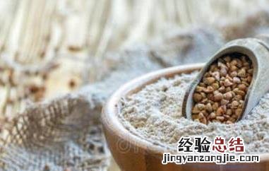 荞麦面粉怎么做好吃又简单减肥餐 荞麦面粉怎么做好吃