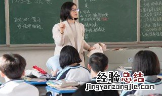 匀速圆周运动一定不受外力作用吗 匀速圆周运动受到的力是恒力吗