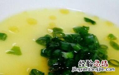鸡蛋羹怎么做好吃鲜嫩 鸡蛋羹怎么做好吃鲜嫩蒸多久