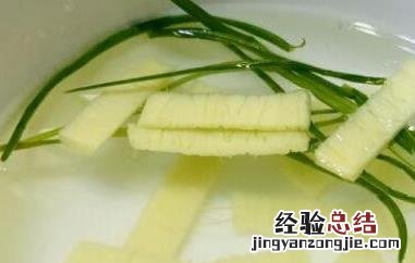 韭菜汁与生姜汁的功效与作用 韭菜生姜汁的功效与作用