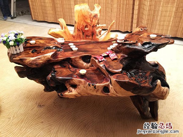 鸡翅木根雕摆件价格图片 鸡翅木根雕茶台及其价格曝光