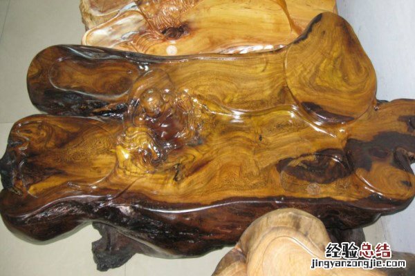 鸡翅木根雕摆件价格图片 鸡翅木根雕茶台及其价格曝光