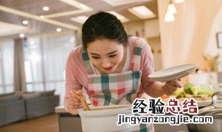 鸽子和啥一起煲汤最好啊 鸽子和什么一起煲汤最好