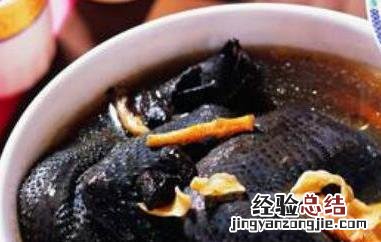 乌鸡的功效与作用及营养 乌鸡的功效与作用