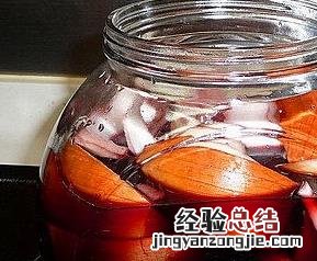 红酒泡洋葱的功效与作用 红酒泡洋葱的功效与作用及禁忌