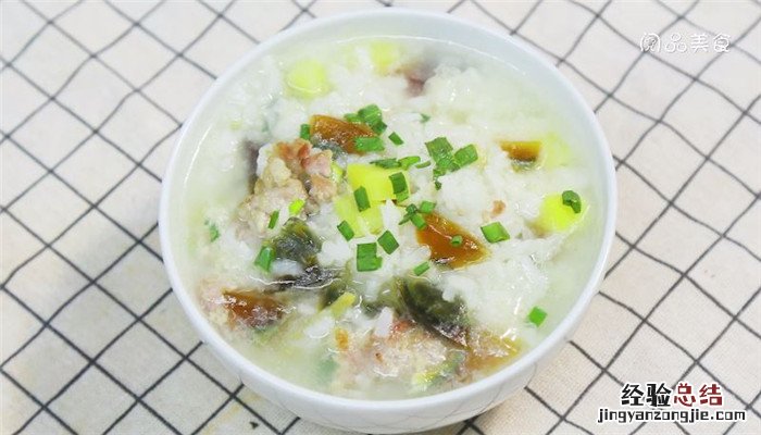 皮蛋瘦肉粥的家常做法 皮蛋瘦肉土豆粥的做法