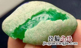 翡翠原石是怎么形成的 翡翠原石形成原因