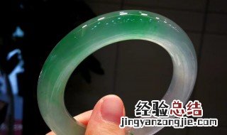 翡翠手镯怎么养护 翡翠手镯养护方法