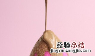 粉底液涂抹方法 粉底的正确涂抹方法