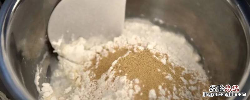 面粉和酵母粉的比例是多少,发面 面和酵母粉的一般比例是多少