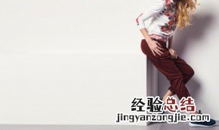 黑色运动鞋配什么裤子好看 黑色运动鞋子搭配什么裤子好看