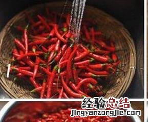 自制辣椒酱的制作方法及配料 在家自制辣椒酱的材料和做法步骤