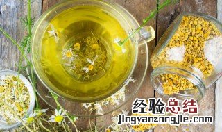 用贡菊泡水喝有什么功效 贡菊泡水的功效与作用