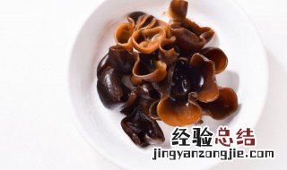 怎样炒木耳好吃 炒木耳最简单的做法