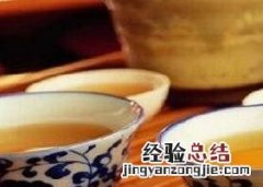 隔夜茶的用处有哪些 隔夜茶的用处有哪些 隔夜茶别再倒掉了