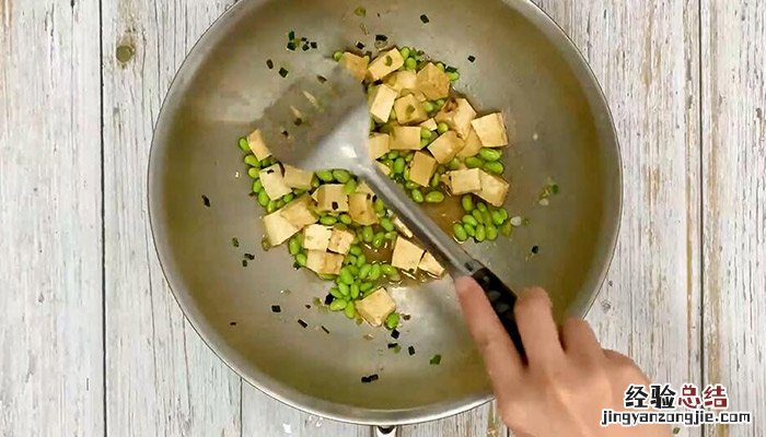 豆腐炒毛豆做法 毛豆炒豆腐的做法