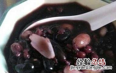 黑米百合粥的营养价值及做法步骤教程