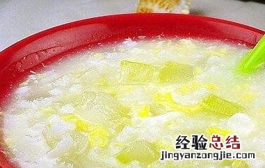 青菜蛋黄大米粥的营养价值与功效 青菜鸡蛋粥有什么营养