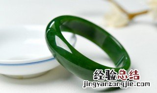 翡翠手镯摔断了怎么办 翡翠手镯摔断了怎么解决