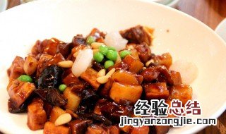 冬笋木耳虾球如何做 冬笋木耳虾球做法介绍