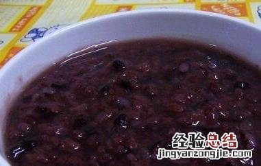 白米黑米粥的功效与作用 白米黑米粥的功效与作用及禁忌