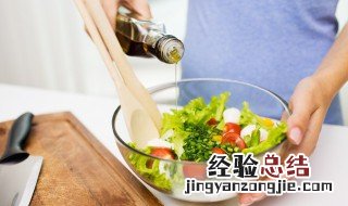 鸡肉培根是用什么原料做的 鸡肉培根沙拉步骤