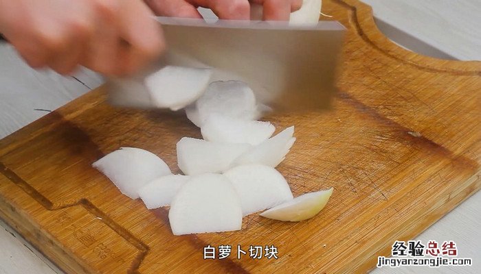红烧带骨牛肉的做法 红烧牛肉骨头的做法 最正宗的做法