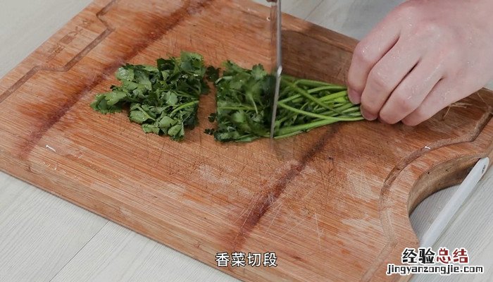 红烧带骨牛肉的做法 红烧牛肉骨头的做法 最正宗的做法