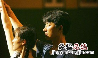 一瞥便是惊鸿,芳华乱了浮生 乱了芳华是什么意思