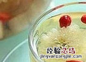 金银花菊花泡水喝的副作用 菊花泡水喝的副作用
