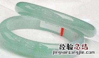 翡翠镯子什么颜色的好 如下翡翠镯子的颜色比较好