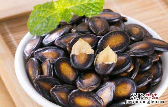 吃西瓜子会上火吗，西瓜子的食用禁忌有哪些