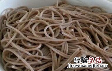 荞麦面的功效与作用及副作用 荞麦面的功效与作用